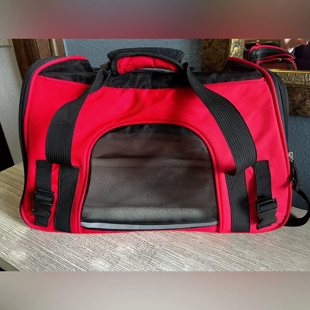 NWOT!!! Coleman Red and Black Pet Carrier
